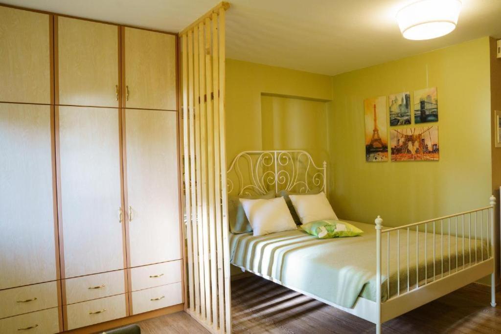 Yiannis Apartments 1 이오아니아 외부 사진