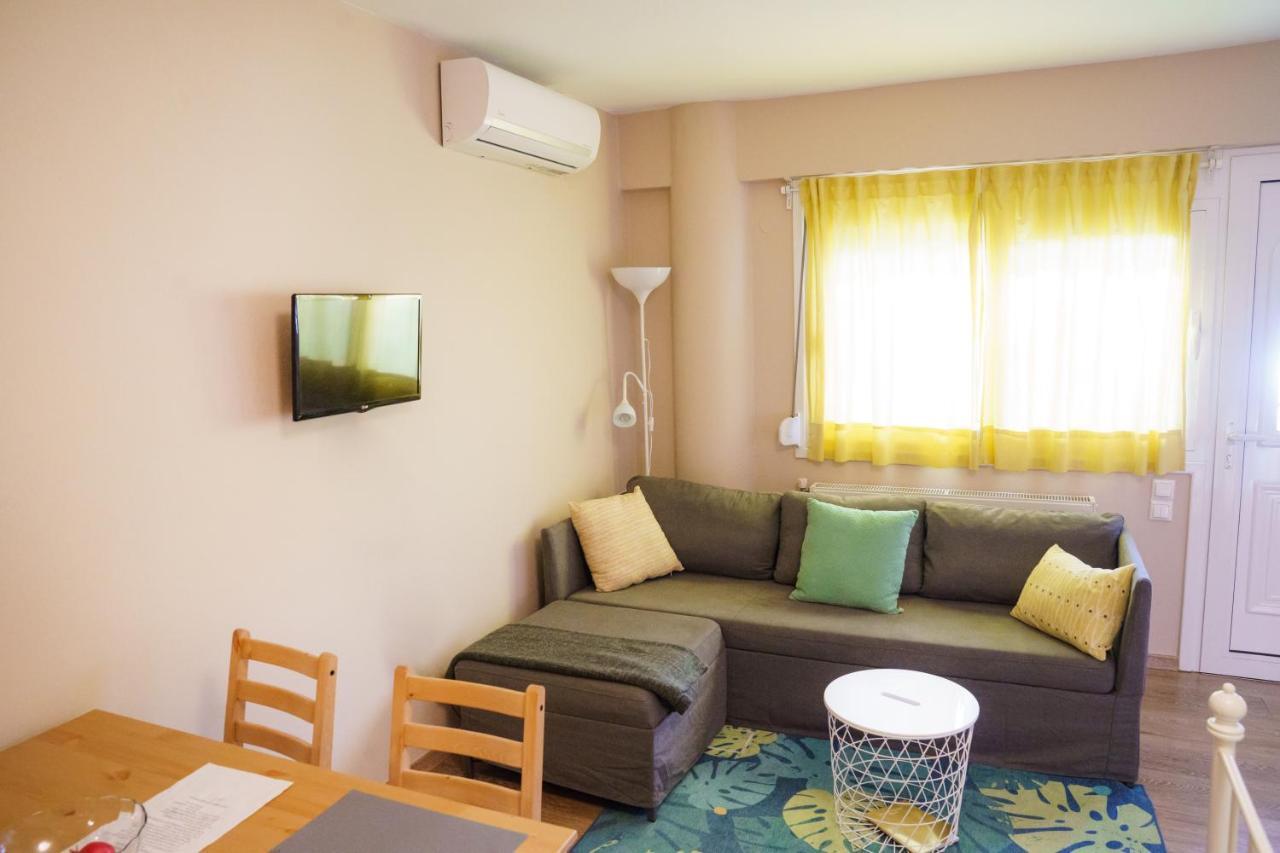 Yiannis Apartments 1 이오아니아 외부 사진