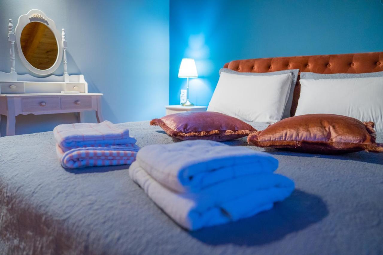 Yiannis Apartments 1 이오아니아 외부 사진